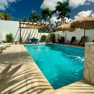 blue-house-joyuda.top-hotels-puertorico.com/
